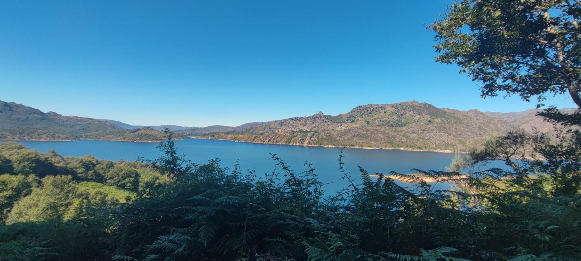 Villa Pé na Aldeia Outeiro  Esterno foto